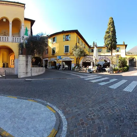Al Vittoriale Da Maja Gardone Riviera